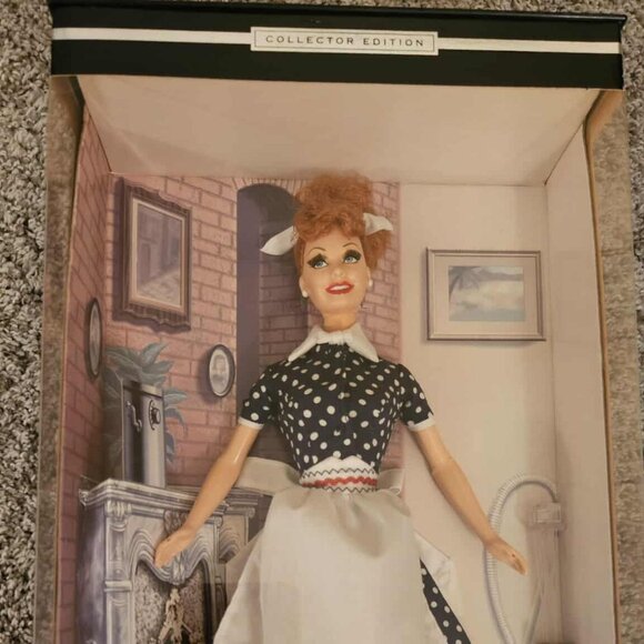 I Love Lucy Sales Resistance Mattel Barbie Doll - Picture 1 of 2